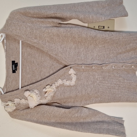 XOXO Beige Cardigan with Floral Accents Size Small - Picture 8 of 8